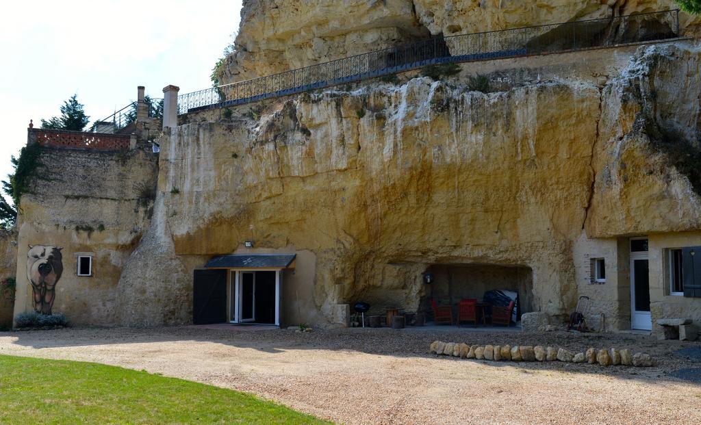 Gites Troglodytes Du Chateau De L'Etoile Vernou-sur-Brenne Esterno foto