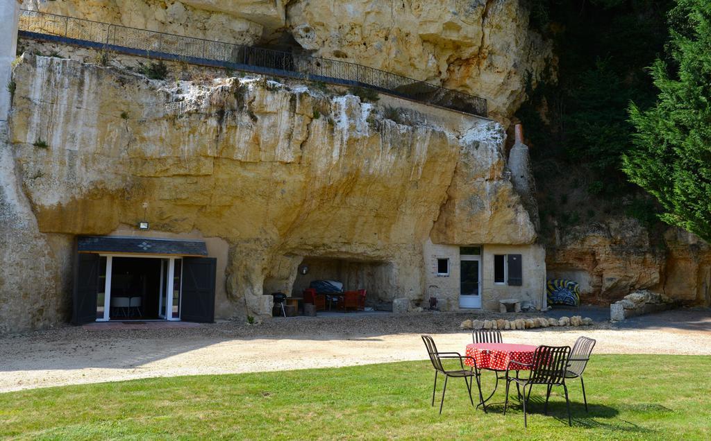 Gites Troglodytes Du Chateau De L'Etoile Vernou-sur-Brenne Camera foto